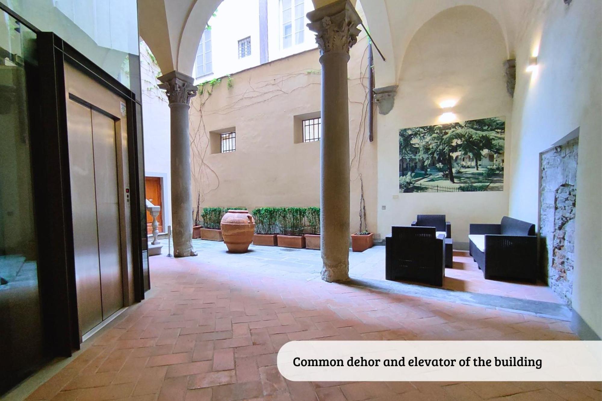 Raffaello With Fireplace In Oltrarno Appartement Florence